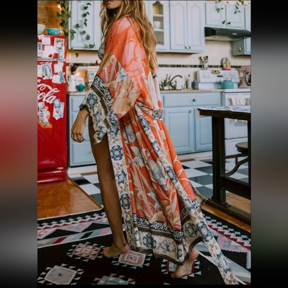 *SALE* New! Boho Floral Lightweight Silky Flowy Kimono Duster Robe Swim Cover-Up